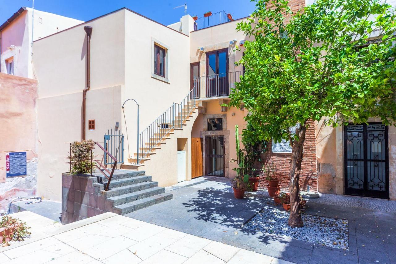Vakalu-Piazza Duomo Charming Apartment Syracuse Exterior foto
